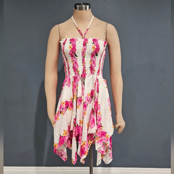 Nwt HULA HULA Hawaiian White Floral Smock Handkerchief Hem Mini Dress OSFM - Picture 1 of 10